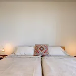 Peaceful With Views And Garden דירה אסטפונה
