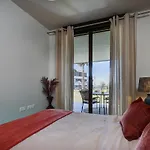Peaceful With Views And Garden דירה אסטפונה