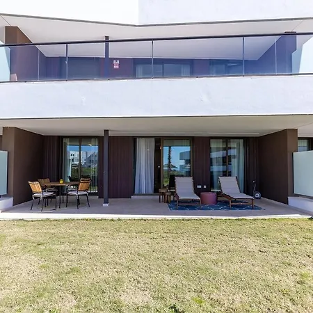 Peaceful With Views And Garden דירה אסטפונה